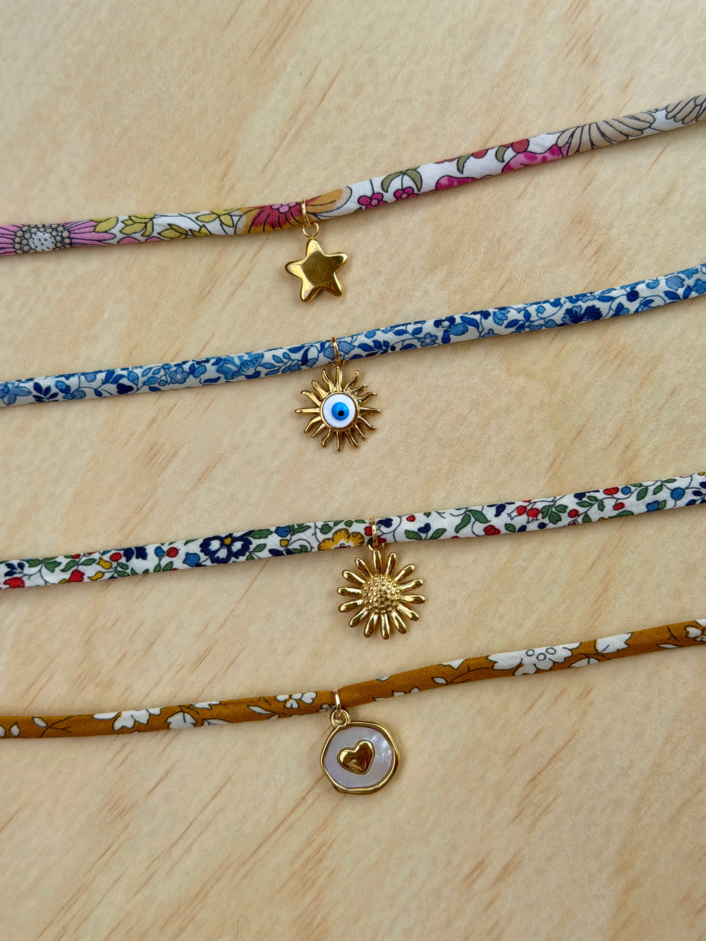 Collier Liberty Solia