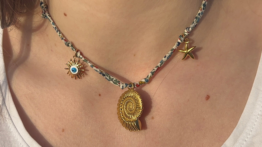 Collier Bali